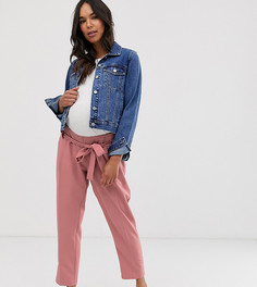 Суженные укороченные брюки с завязкой на поясе ASOS DESIGN Maternity - Розовый
