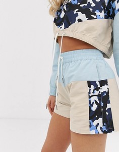 Шорты колор блок с камуфляжной вставкой ASOS DESIGN - Мульти
