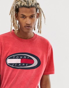 Красная футболка с логотипом на груди Tommy Jeans Summer Heritage Capsule - Красный