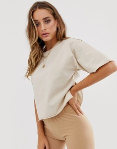 Светло-бежевая выбеленная футболка с необработанными швами ASOS DESIGN - Бежевый
