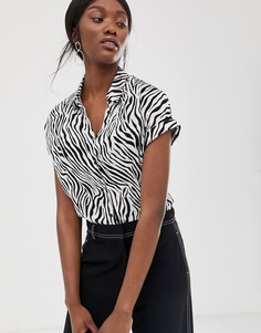 Рубашка с короткими рукавами и принтом зебра Soaked In Luxury - Мульти