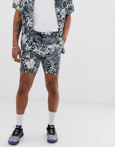 Голубые зауженные шорты с цветочным принтом Bershka - Синий