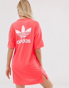 Розовое платье-футболка с маленьким логотипом adidas Originals - Розовый