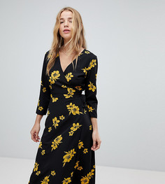 Платье миди с цветочным принтом и запахом Miss Selfridge - Мульти