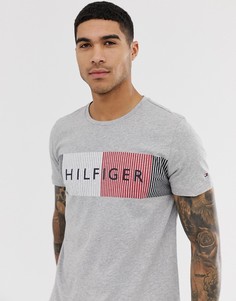 Серая меланжевая футболка с большим логотипом-флагом Tommy Hilfiger - Серый