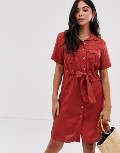Платье-рубашка на пуговицах с поясом QED London - Красный
