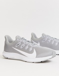 Серые кроссовки Nike Running Quest 2 - Серый