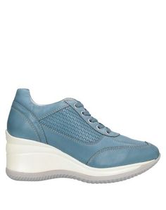 Низкие кеды и кроссовки Geox