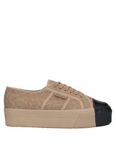 Низкие кеды и кроссовки Superga