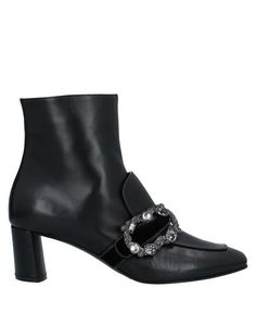 Полусапоги и высокие ботинки Casadei