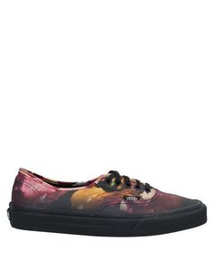 Низкие кеды и кроссовки Vans