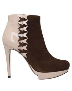 Полусапоги и высокие ботинки Pollini