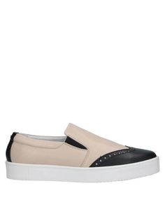 Низкие кеды и кроссовки Collection PrivĒe?