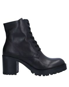 Полусапоги и высокие ботинки Tosca BLU Shoes