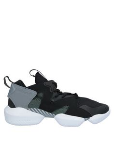 Низкие кеды и кроссовки Reebok