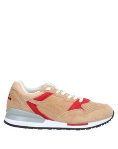 Низкие кеды и кроссовки Diadora