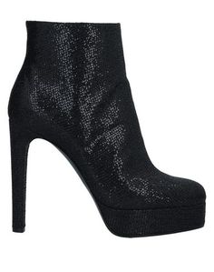 Полусапоги и высокие ботинки Casadei