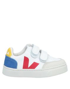 Низкие кеды и кроссовки Veja