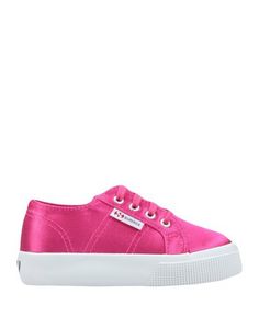 Низкие кеды и кроссовки Superga