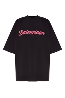 Черная футболка с ярко-розовым логотипом Balenciaga
