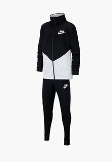 Костюм спортивный Nike