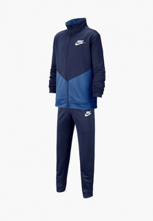 Костюм спортивный Nike