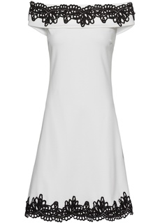 Платье с кружевной отделкой Bonprix