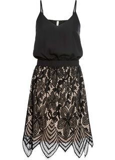 Платье с кружевной отделкой Bonprix