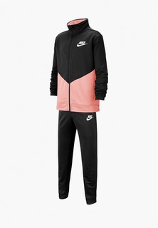 Костюм спортивный Nike