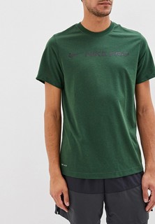 Футболка спортивная Nike