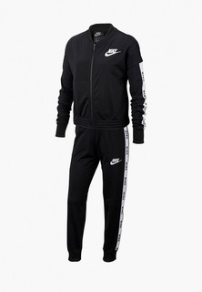 Костюм спортивный Nike