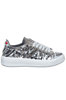 gumshoes Gai Mattiolo