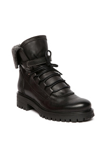 boots Manas