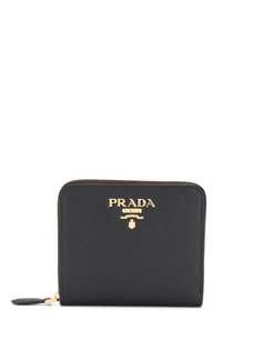 Аксессуары Prada