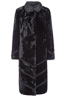 Пальто из овчины с отделкой каракулем Снежная Королева