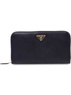 Аксессуары Prada