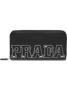 Аксессуары Prada