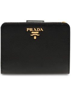 Аксессуары Prada