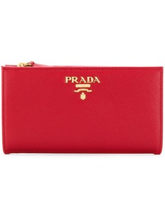 Аксессуары Prada