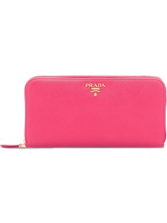 Аксессуары Prada