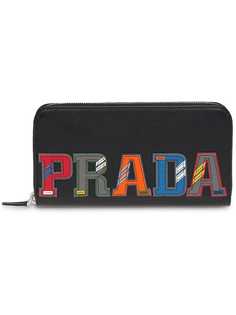 Аксессуары Prada