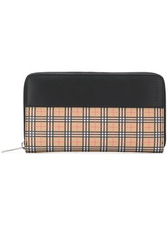 Аксессуары Burberry