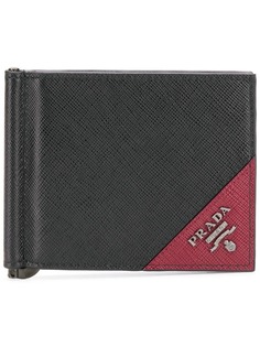 Аксессуары Prada