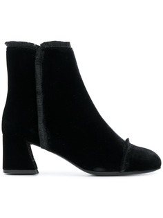 Обувь Stuart Weitzman