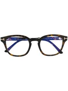 Аксессуары Tom Ford Eyewear