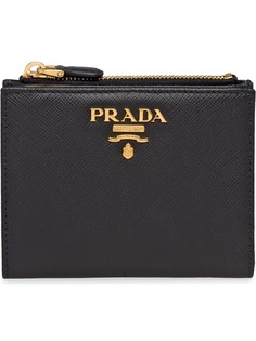 Аксессуары Prada