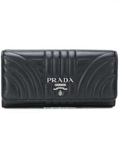 Аксессуары Prada