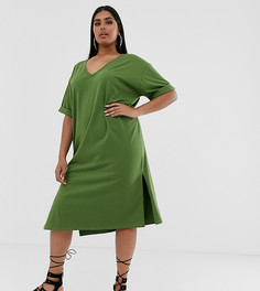Платье-футболка в стиле oversize цвета хаки Boohoo Plus - Зеленый