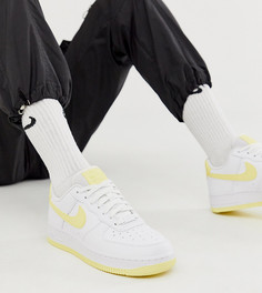 Бело-желтые кроссовки Nike Air Force 1 07 - Белый