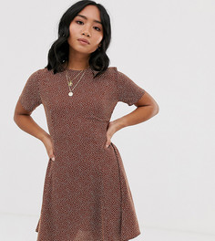 Коричневое приталенное платье в горошек на каждый день New Look Petite - Черный